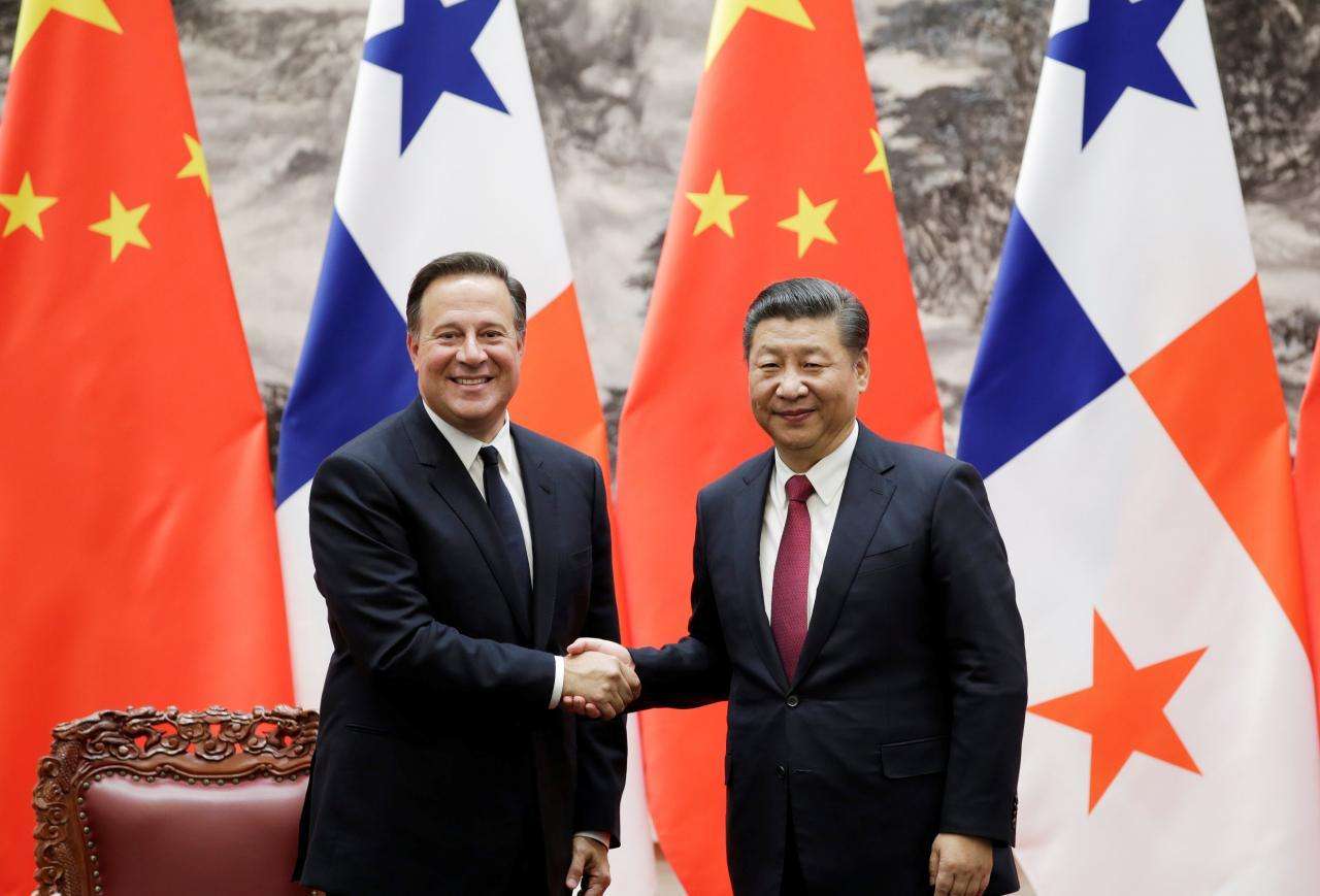 【署名文章】习近平在巴拿马发表题为《携手前进，共创未来》的署名文章